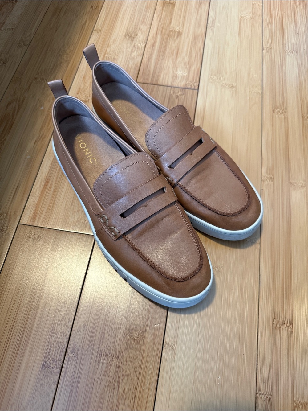 Vionic Women’s Brown Leather Loafer